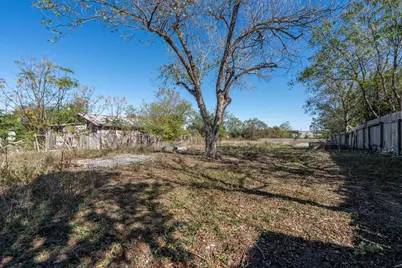 313 N Front Street, Kyle, TX 78640 - Photo 26