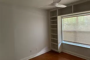 1208 E 13th St, Austin, TX 78702 - Photo 6