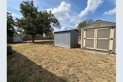 1206 Lake Terrace Drive, Elgin, TX 78621 - Photo 26