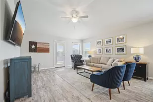 100 Vickers St, Georgetown, TX 78628 - Photo 4