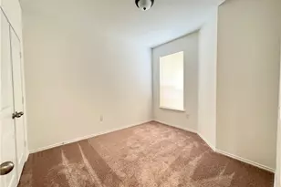 6409 Wagon Spring St, Del Valle, TX 78617 - Photo 14