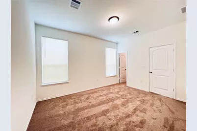 6409 Wagon Spring Street, Del Valle, TX 78617 - Photo 6