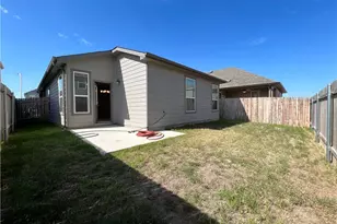 6409 Wagon Spring St, Del Valle, TX 78617 - Photo 16