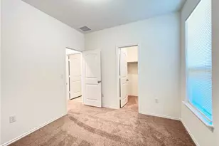 6409 Wagon Spring St, Del Valle, TX 78617 - Photo 12