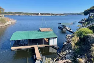 909 Cat Hollow Club Dr, Spicewood, TX 78669 - Photo 28