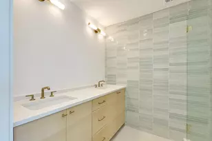 909 Cat Hollow Club Dr, Spicewood, TX 78669 - Photo 20