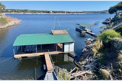 909 Cat Hollow Club Drive, Briarcliff, TX 78669 - Photo 30