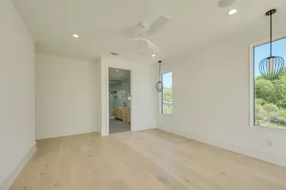 909 Cat Hollow Club Drive, Spicewood, TX 78669 - Photo 14