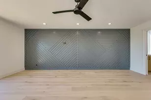 909 Cat Hollow Club Dr, Spicewood, TX 78669 - Photo 18