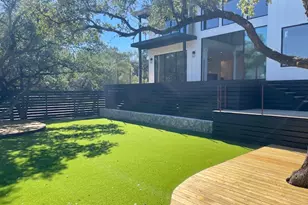 909 Cat Hollow Club Dr, Briarcliff, TX 78669 - Photo 24