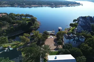 909 Cat Hollow Club Dr, Spicewood, TX 78669 - Photo 2