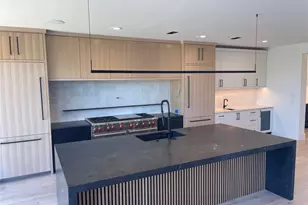 909 Cat Hollow Club Dr, Briarcliff, TX 78669 - Photo 10