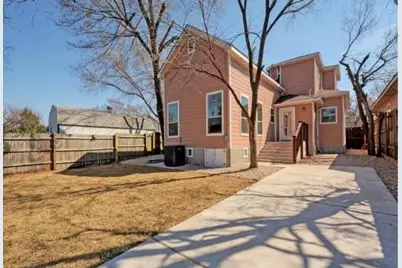 2406 E 11th Street, Austin, TX 78702 - Photo 26
