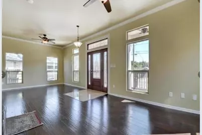 2406 E 11th Street, Austin, TX 78702 - Photo 6