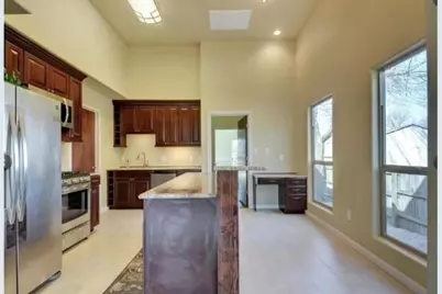 2406 E 11th Street, Austin, TX 78702 - Photo 8