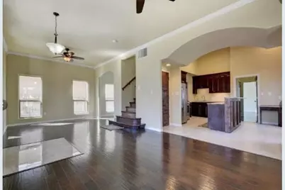 2406 E 11th Street, Austin, TX 78702 - Photo 4