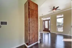 2406 E 11th St, Austin, TX 78702 - Photo 20