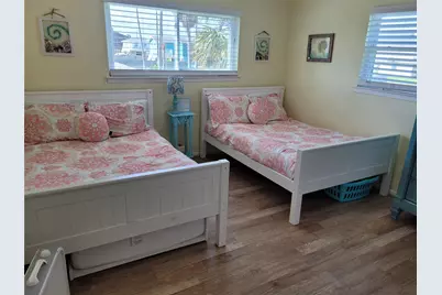 16607 Henry Morgan Road, Jamaica Beach, TX 77554 - Photo 20