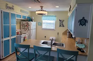 16607 Henry Morgan Rd, Jamaica Beach, TX 77554 - Photo 12