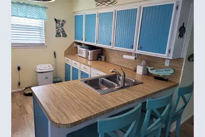 16607 Henry Morgan Road, Jamaica Beach, TX 77554 - Photo 14