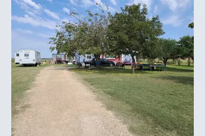 609 County Road 420, Taylor, TX 76574 - Photo 4