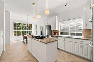 10036 Scull Creek Dr, Austin, TX 78730 - Photo 8