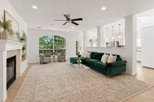 10036 Scull Creek Dr, Austin, TX 78730 - Photo 4