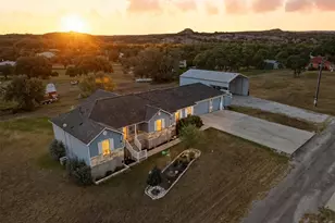 113 County Road 139C, Burnet, TX 78611 - Photo 2