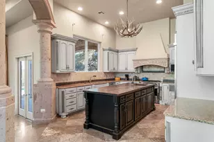 401 Brooks Hollow Rd, Lakeway, TX 78734 - Photo 14