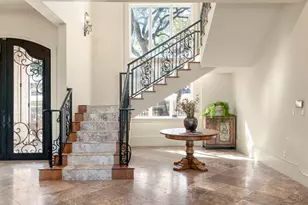 401 Brooks Hollow Rd, Lakeway, TX 78734 - Photo 6