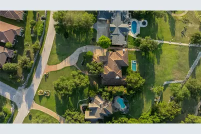 401 Brooks Hollow Road, Lakeway, TX 78734 - Photo 10