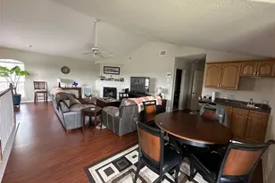 134 Clearwater Ct, Canyon Lake, TX 78133 - Photo 10