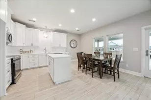 230 Bora Bora Dr, Galveston, TX 77554 - Photo 6