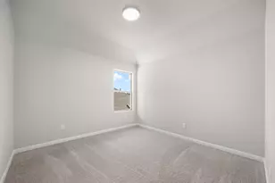 185 Hornet St, Elgin, TX 78621 - Photo 38