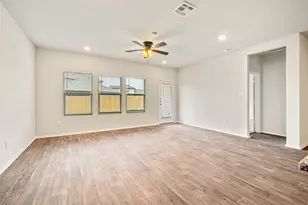 204 Lily Pond Trl, San Marcos, TX 78666 - Photo 12