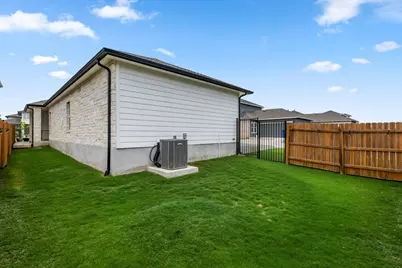8915 Looksee Lane, Austin, TX 78744 - Photo 18
