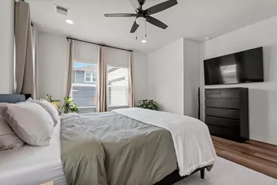 8915 Looksee Lane, Austin, TX 78744 - Photo 12