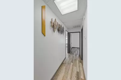 13740 Research Boulevard #R Unit 2, Austin, TX 78750 - Photo 10