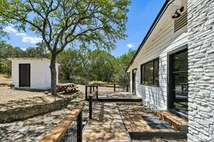 24000 Bluebird Ln, Marble Falls, TX 78654 - Photo 20