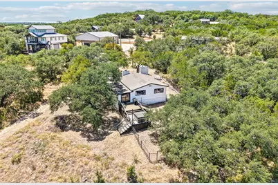 24000 Bluebird Lane, Marble Falls, TX 78654 - Photo 30