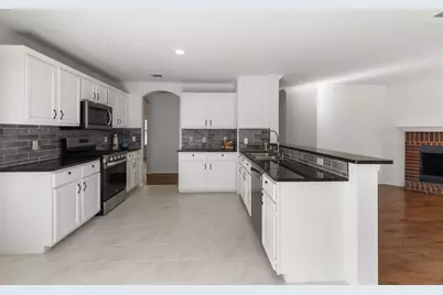 406 Golden Gate Drive, Leander, TX 78641 - Photo 4