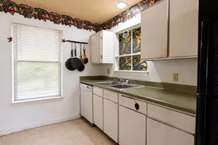 354 Alta Vista Dr, Bastrop, TX 78602 - Photo 6