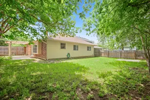 1212 Dunstan Dr, Austin, TX 78745 - Photo 22