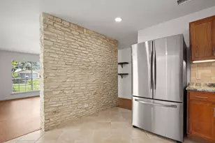 1212 Dunstan Dr, Austin, TX 78745 - Photo 18