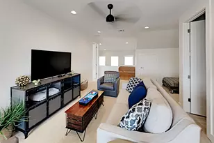 19517 Flying J Blvd, Spicewood, TX 78669 - Photo 20