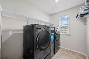 330 Linden St, Bastrop, TX 78602 - Photo 18