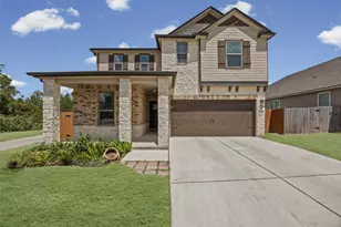 330 Linden St, Bastrop, TX 78602 - Photo 2