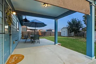 3238 Northwest Blvd, New Braunfels, TX 78130 - Photo 16