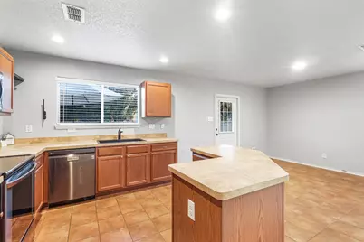 3238 Northwest Boulevard, New Braunfels, TX 78130 - Photo 4