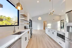 9901 Ledgestone Terrace, Austin, TX 78737 - Photo 4